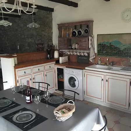 Дом отдыха Grange Madeleine Beaulieu (Ardeche)